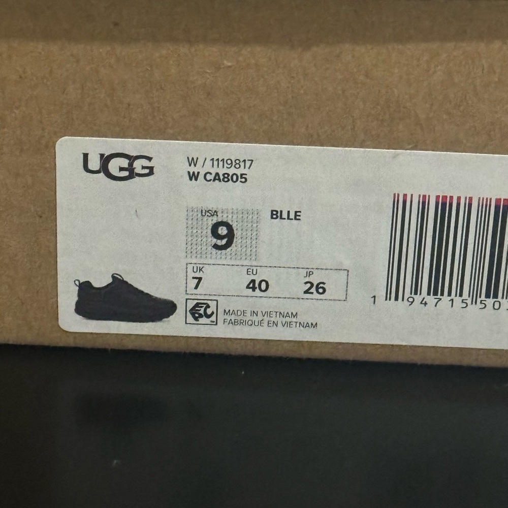Womens Ugg CA805 Sneakers Black Size 9 - Picture 6 of 6